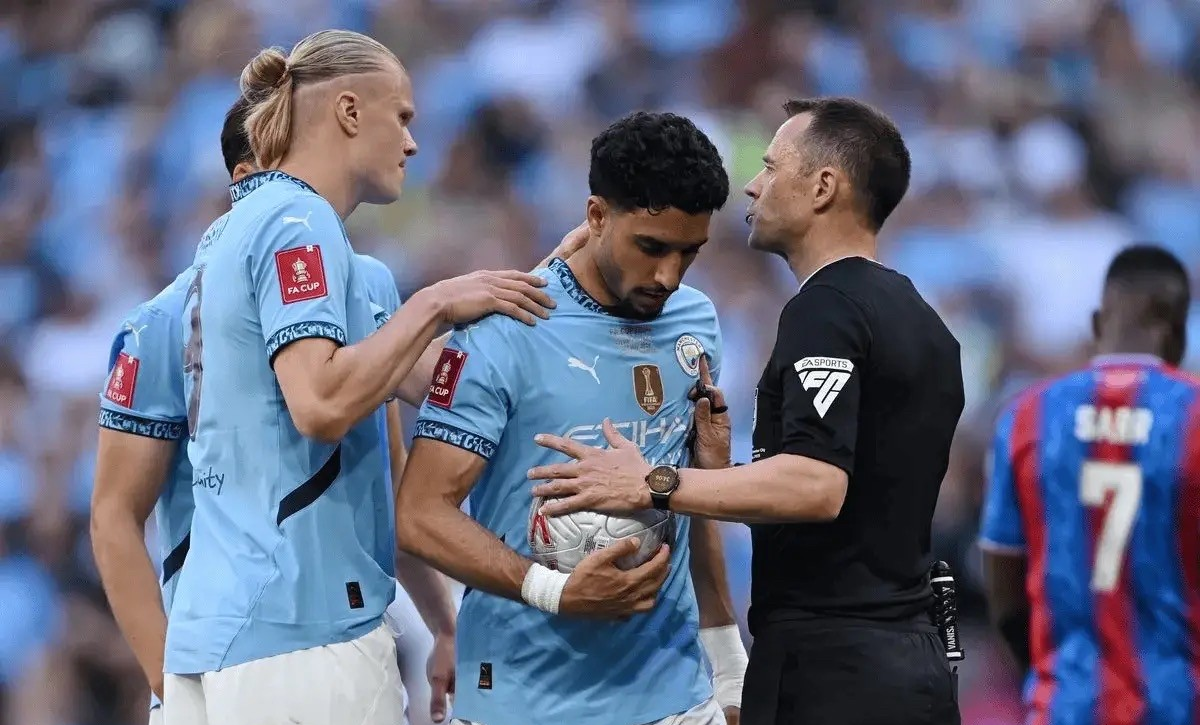 转折点!皇家马德里单刀错失;法甲今夜攻防权衡;信心回归;临场指挥获称赞的简单介绍 转折点!皇家马德里单刀错失;法甲今夜攻防权衡;信心回归;临场指挥获称赞的简单介绍