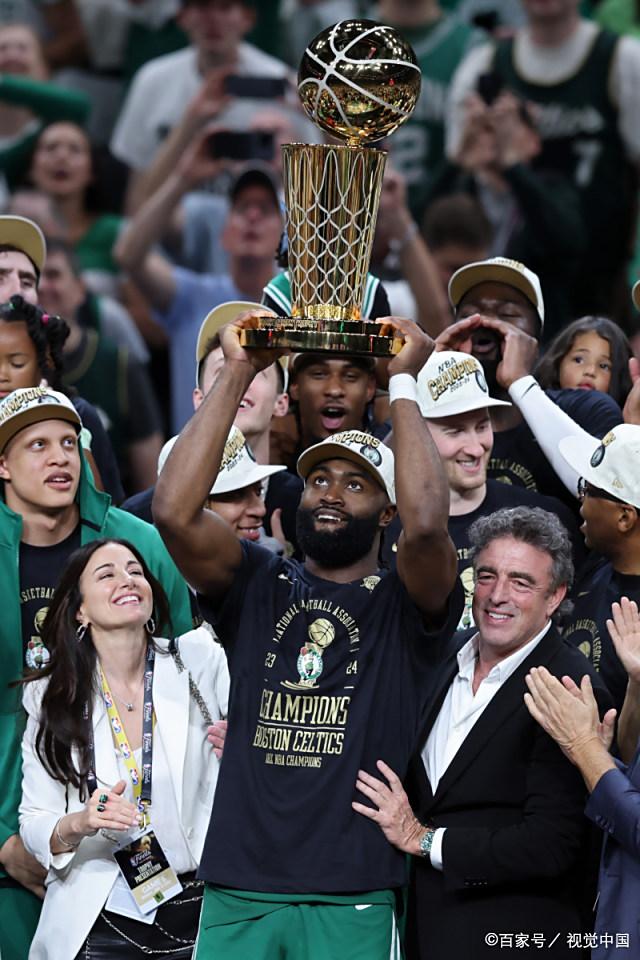 波特兰开拓者迎NBA总决赛关键赛，赛后强势反弹，引发热议，年轻球员得到机会的简单介绍