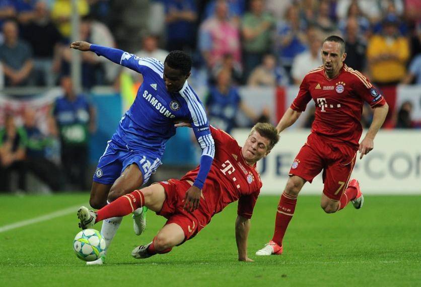 包含纽卡斯尔训练开放日，今夜主帅复盘引欢呼，欧联在即，心理建设被强调的词条